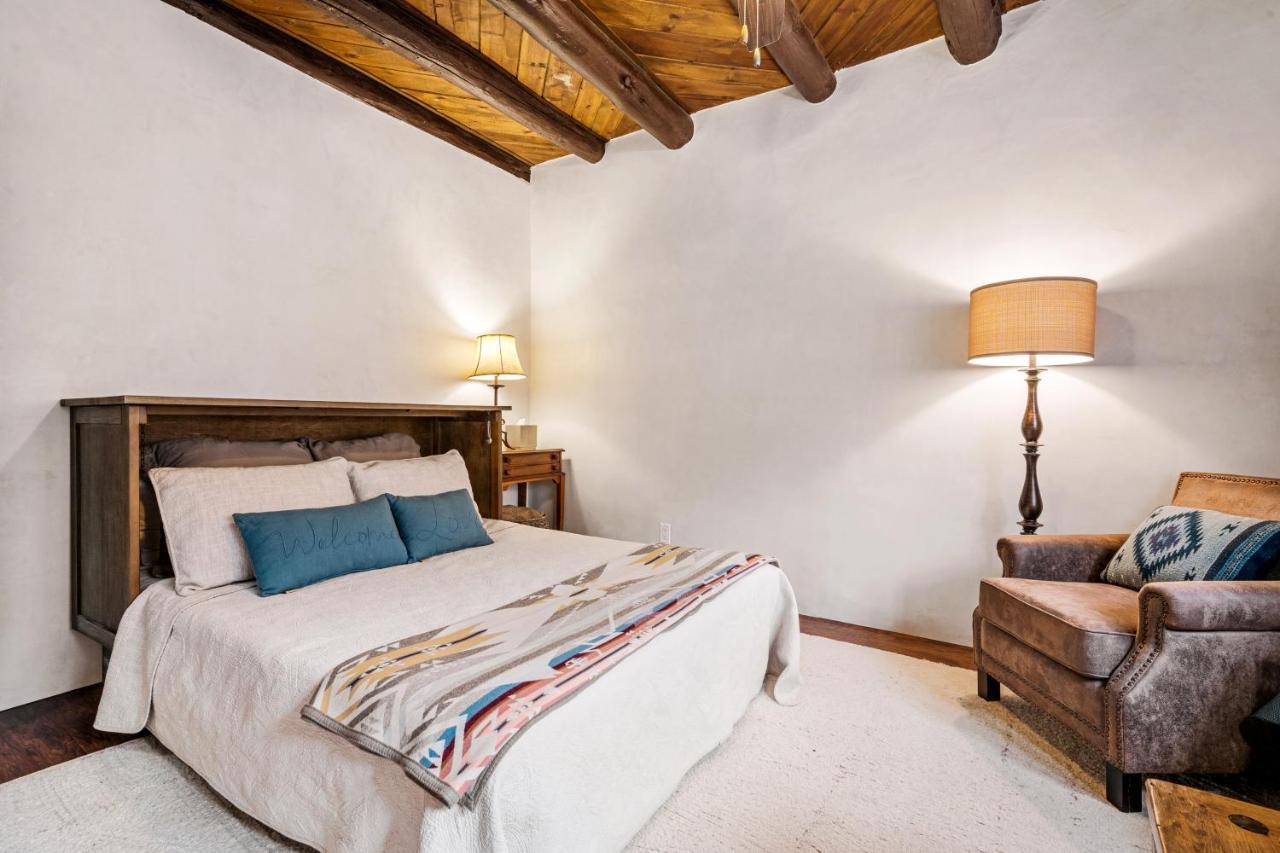 Villa Pueblo Revival Taos Esterno foto